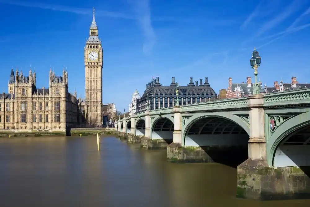 top 10 universities in UK